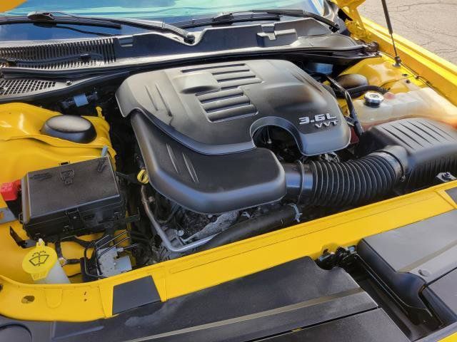 Used 2017 Dodge Challenger GT AWD/4WD image 20