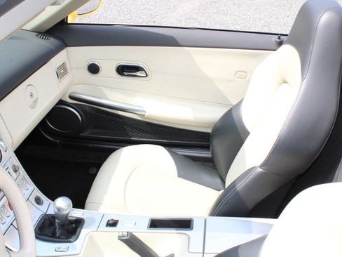 Used 2005 Chrysler Crossfire Limited RWD image 14