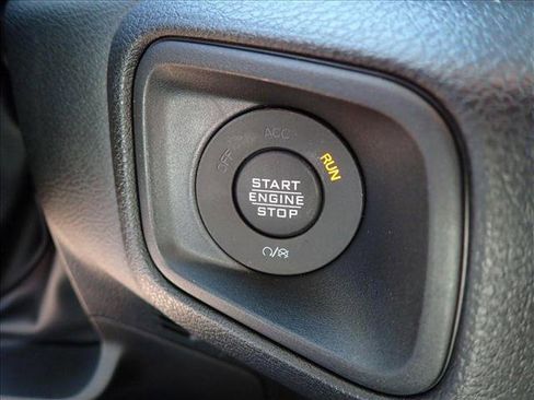 New 2025 Jeep Gladiator Sport image 21