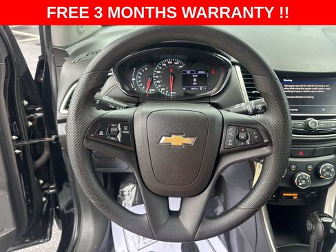 Used 2020 Chevrolet Trax LS w/ Tint and Cruise Package FWD image 15