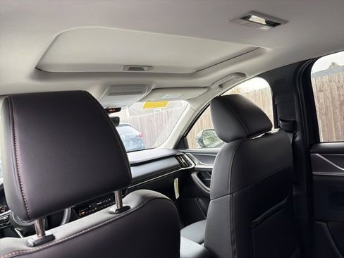 New 2026 MAZDA CX-90 3.3 Turbo w/ Preferred Package image 9