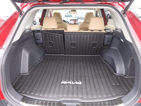 Certified 2025 Toyota RAV4 XLE Premium AWD/4WD image 7