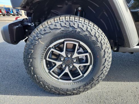 New 2025 Jeep Gladiator Rubicon w/ Safety Group image 26