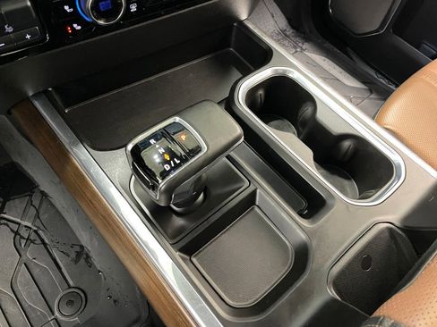 Used 2024 Chevrolet Silverado 1500 High Country w/ High Country Premium Package image 36