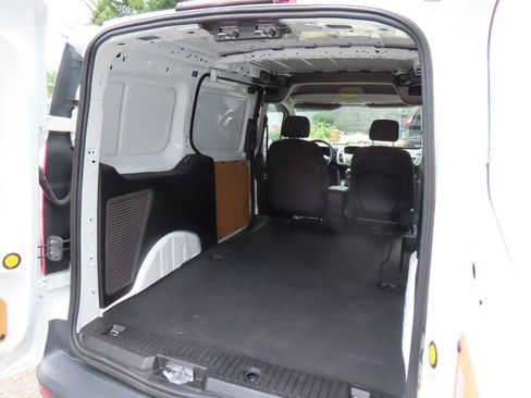 Used 2018 Ford Transit Connect XLT FWD image 17