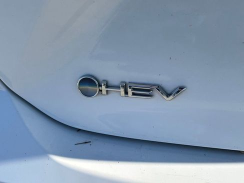 Used 2025 Toyota Camry LE FWD image 12