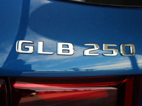 New 2026 Mercedes-Benz GLB 250 image 21