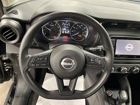Used 2023 Nissan Kicks S image 17
