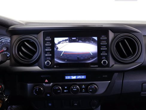 Used 2021 Toyota Tacoma SR AWD/4WD image 29