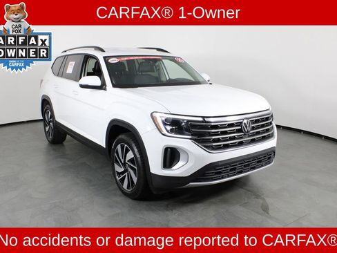 Used 2025 Volkswagen Atlas SE FWD image 4