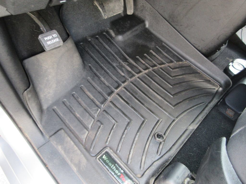 Used 2018 Dodge Grand Caravan SE FWD image 23