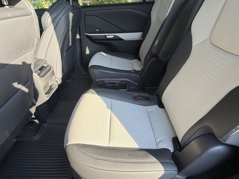 Certified 2025 Lexus TX 350 AWD image 32