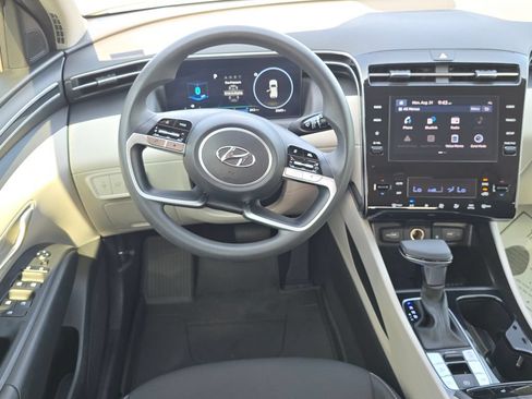 Used 2024 Hyundai Tucson SEL FWD image 11