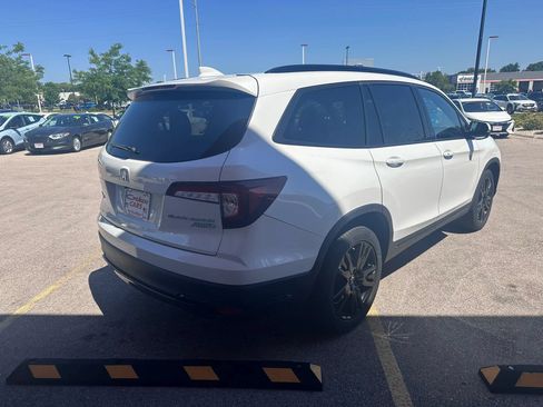 Used 2021 Honda Pilot Black Edition image 5