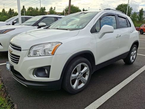 Used 2015 Chevrolet Trax LTZ AWD/4WD image 2