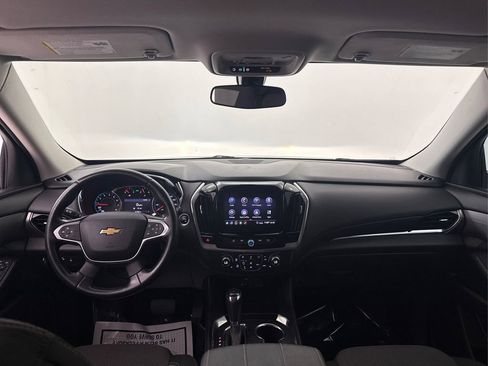 Used 2020 Chevrolet Traverse LT FWD image 40
