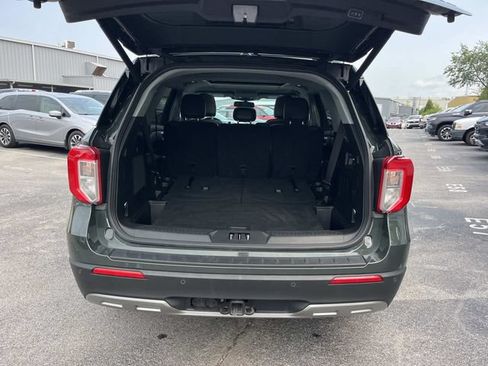Used 2024 Ford Explorer XLT w/ Equipment Group 202A AWD/4WD image 15