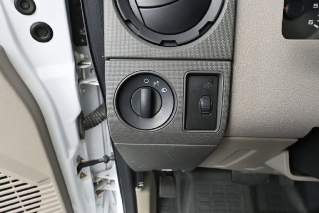 Used 2010 Ford F250 XL AWD/4WD image 21