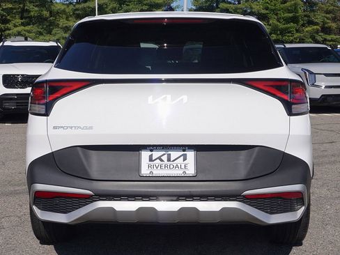 Used 2023 Kia Sportage EX FWD image 12