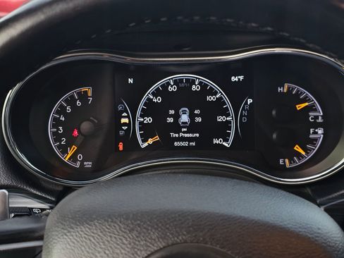 Used 2020 Jeep Grand Cherokee Altitude image 11