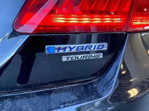 Used 2015 Honda Accord Touring image 8