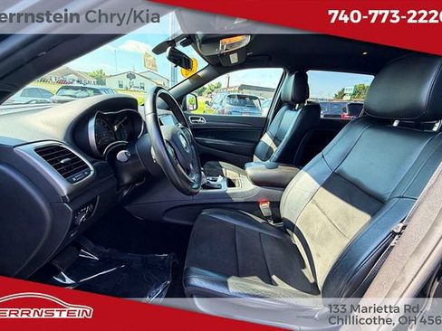 Used 2021 Jeep Grand Cherokee Laredo X AWD/4WD image 13