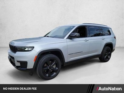 Used 2023 Jeep Grand Cherokee L Laredo
