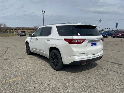 Used 2021 Chevrolet Traverse Premier AWD/4WD image 4