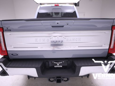 New 2026 Ford F250 King Ranch w/ Tremor Off-Road Package image 4
