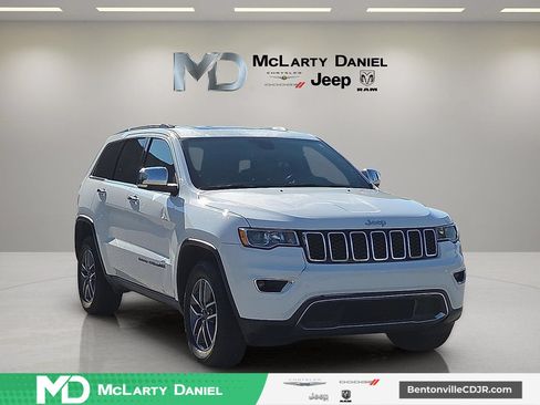 Used 2021 Jeep Grand Cherokee Limited AWD/4WD image 1