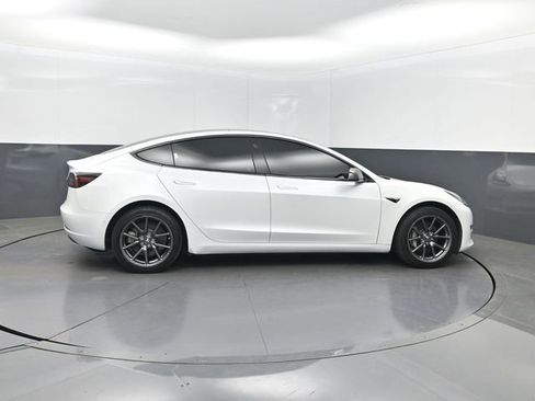 Used 2019 Tesla Model 3 Mid Range image 26