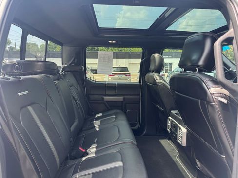 Used 2018 Ford F150 Platinum w/ Equipment Group 701A Luxury AWD/4WD image 9