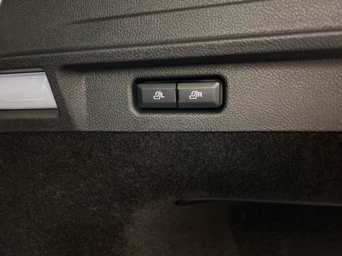 Used 2026 Lincoln Corsair Reserve image 36