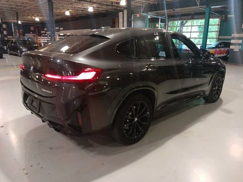 Used 2025 BMW X4 M40i AWD/4WD image 9