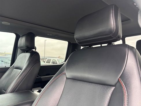 Used 2023 Ford F350 Lariat w/ Lariat Ultimate Package image 13