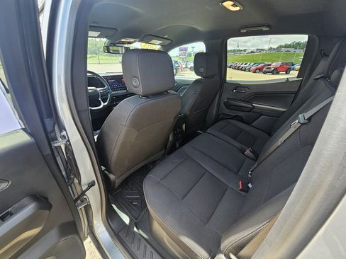 Used 2023 Chevrolet Colorado LT w/ LT Convenience Package II AWD/4WD image 27