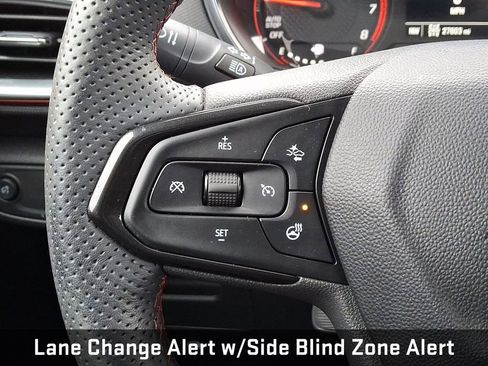 Used 2023 Chevrolet TrailBlazer RS w/ Convenience Package image 25