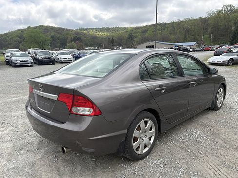 Used 2011 Honda Civic LX image 2