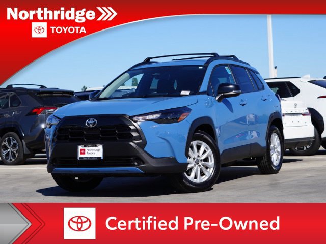 Certified 2026 Toyota Corolla Cross LE FWD image 2