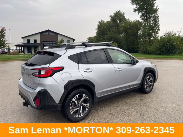 Used 2024 Subaru Crosstrek 2.0i Premium AWD/4WD image 3