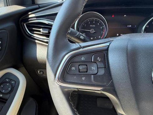 Used 2021 Buick Encore GX Preferred w/ Sport Touring Package FWD image 12