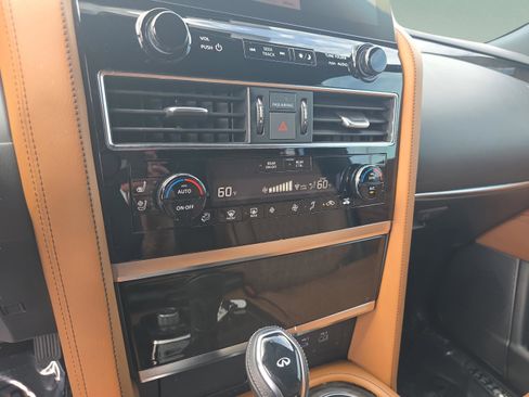 Certified 2022 INFINITI QX80 Sensory w/ Cargo Package RWD image 16