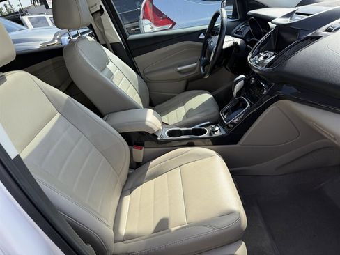Used 2014 Ford Escape Titanium image 15