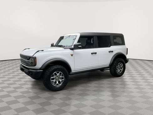 New 2025 Ford Bronco Badlands AWD/4WD image 32