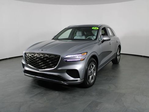 Used 2026 Genesis GV70 2.5T Advanced image 2