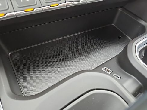 Used 2024 GMC Sierra 1500 Denali w/ Technology Package image 30