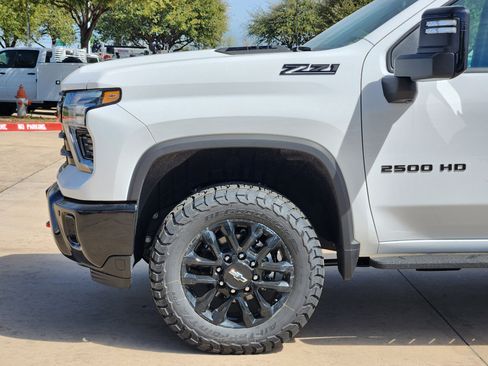 New 2026 Chevrolet Silverado 2500 LT w/ Trail Boss Package image 16