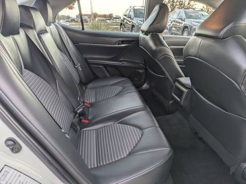 Used 2024 Toyota Camry SE image 28