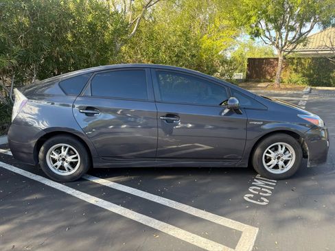 Used 2010 Toyota Prius Five FWD image 8