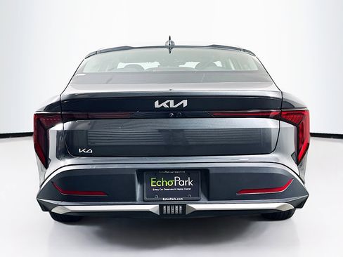 Used 2025 Kia K4 LXS image 7